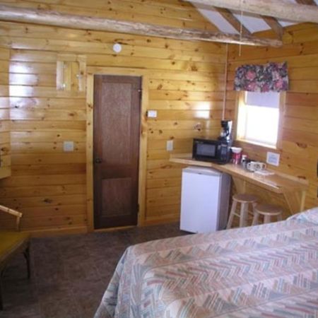 Maple Leaf Motel Schroon Lake Exteriér fotografie