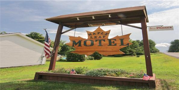 Maple Leaf Motel Schroon Lake Exteriér fotografie